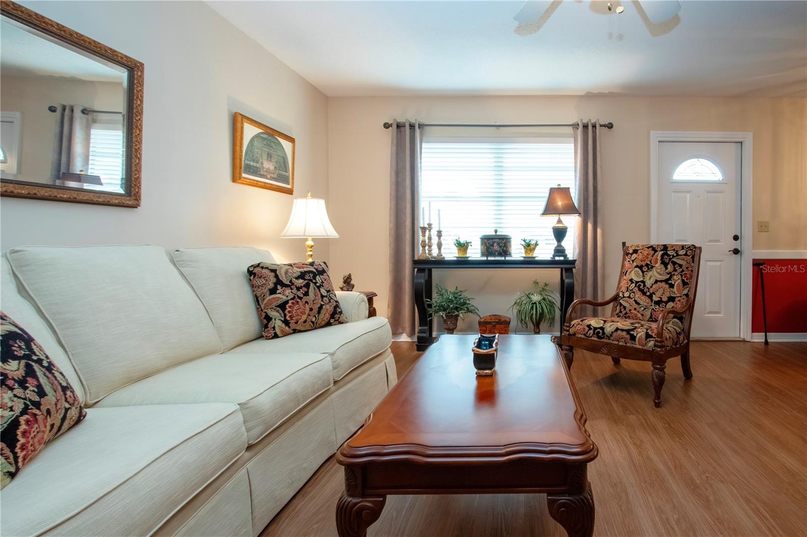 Image 8 of 56 For 904 Hendon Court 127