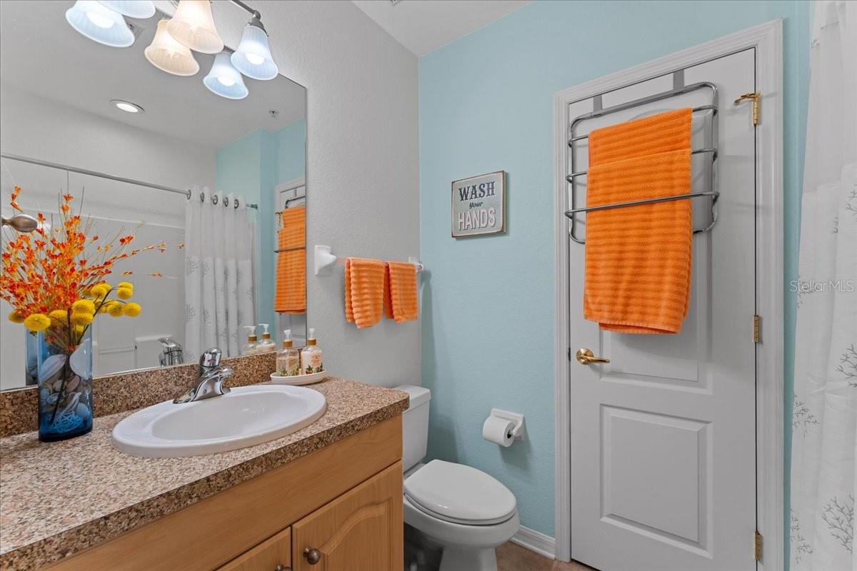 Image 21 of 39 For 4250 Vicenza Drive D35