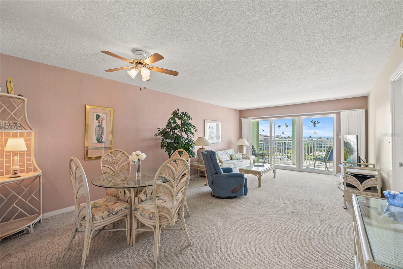 Image 6 of 29 For 420 64th Avenue 601