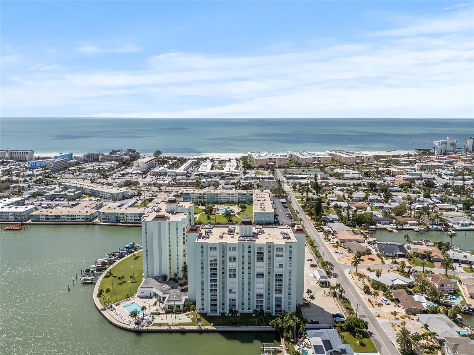 Image 9 of 29 For 420 64th Avenue 601