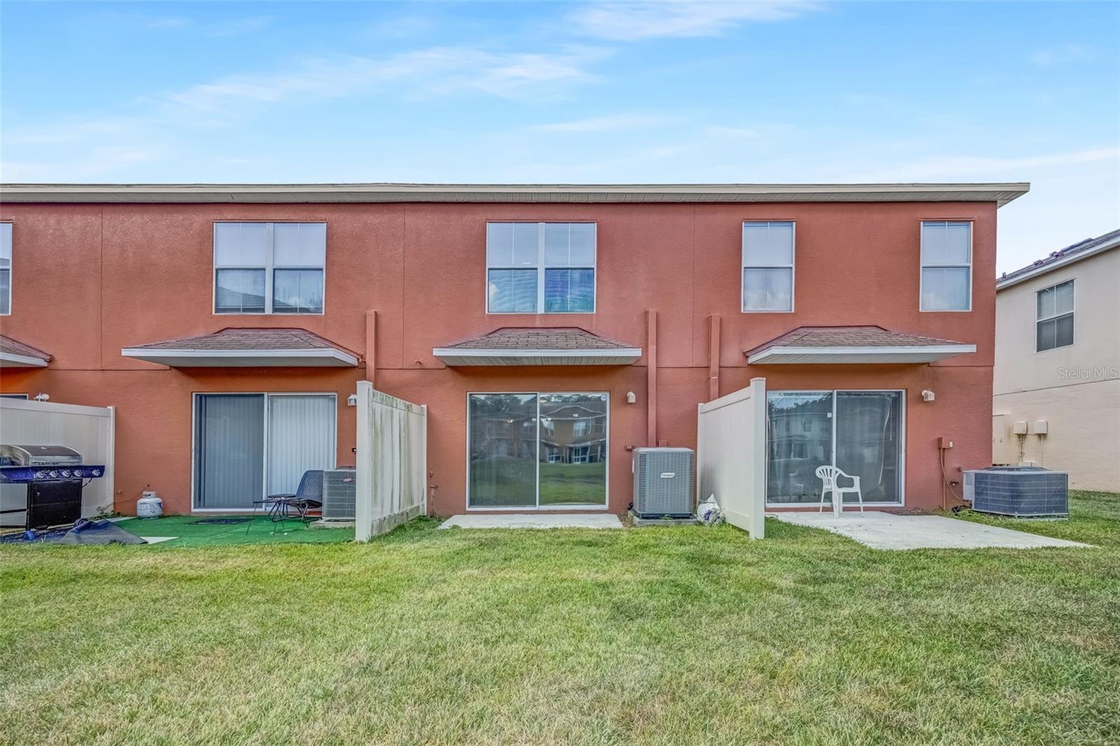 Image 31 of 38 For 6928 Hawthorne Trace Lane