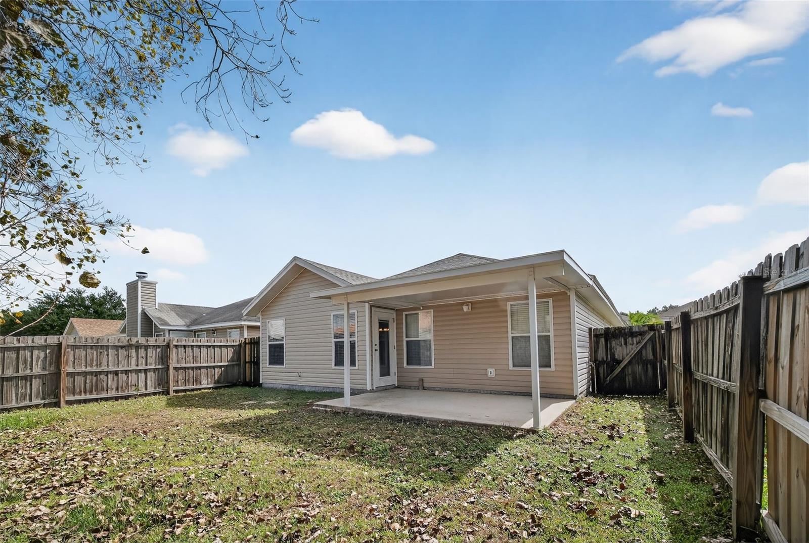 Image 16 of 17 For 96025 Sunfish Lane