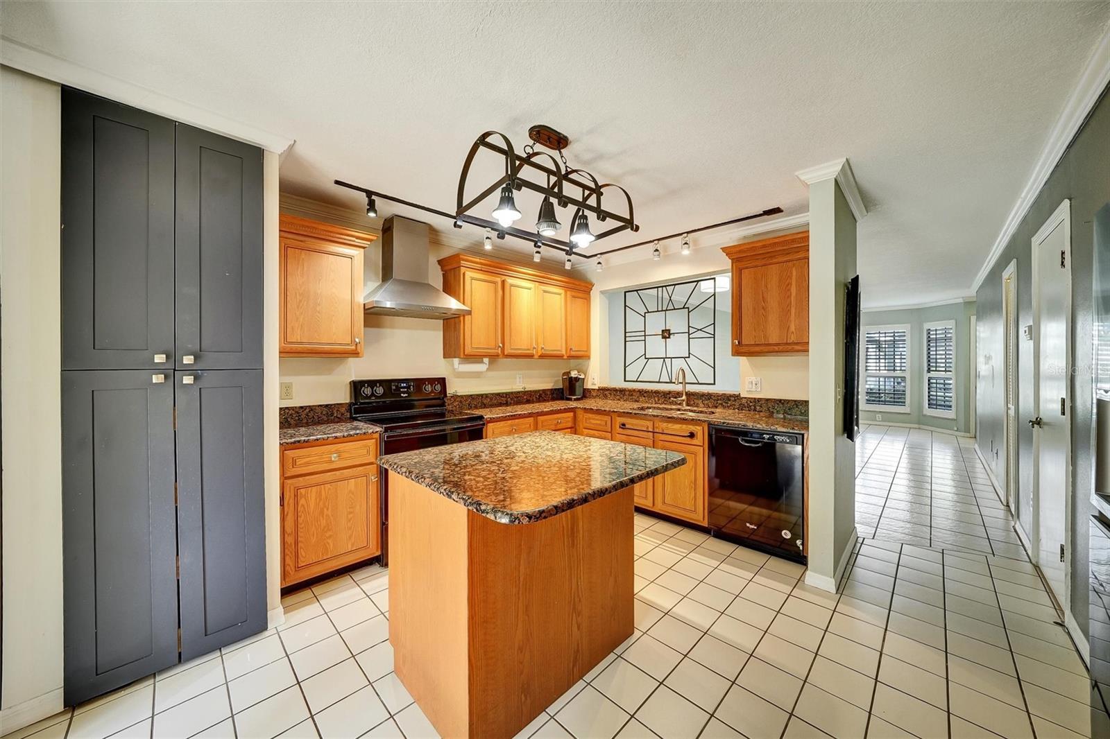 Image 7 of 23 For 5100 Burchette Road 2306