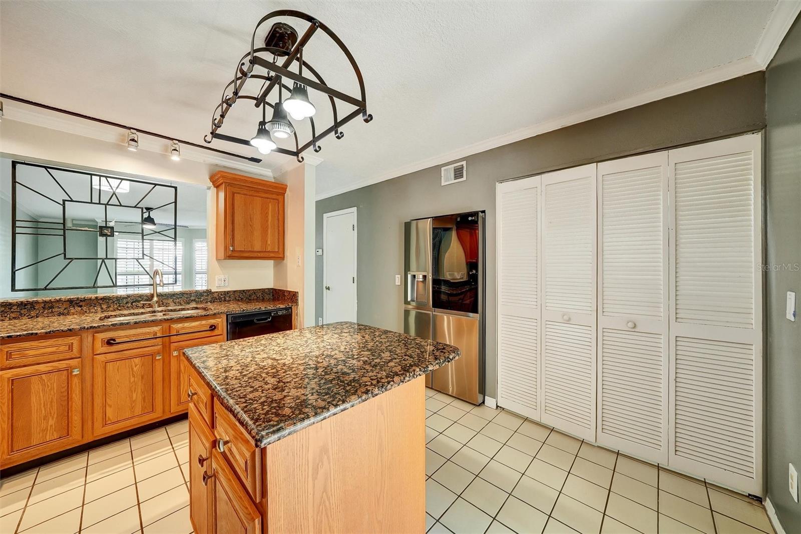 Image 8 of 23 For 5100 Burchette Road 2306