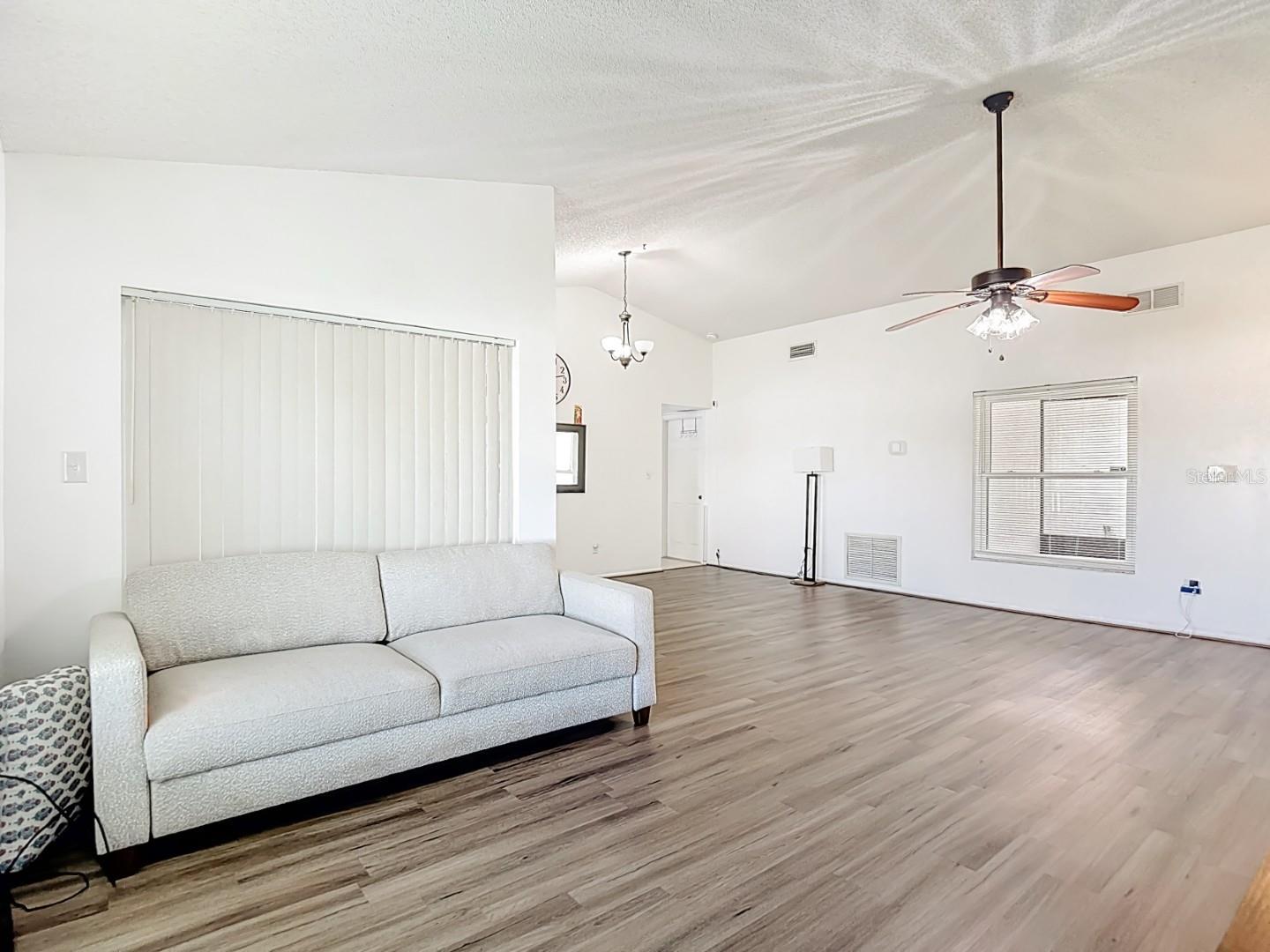 Image 11 of 13 For 1950 Tarpon Court