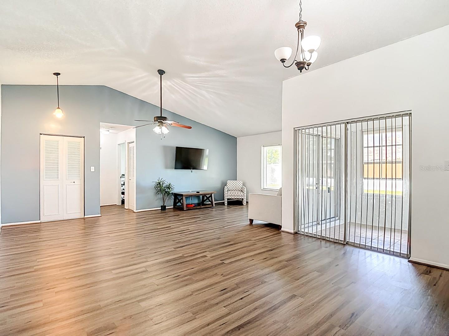 Image 15 of 50 For 1950 Tarpon Court