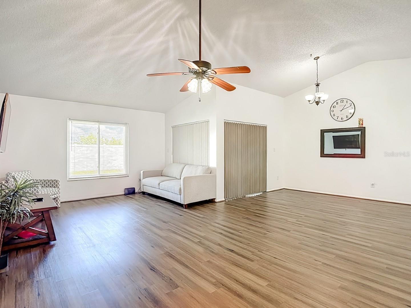 Image 9 of 13 For 1950 Tarpon Court
