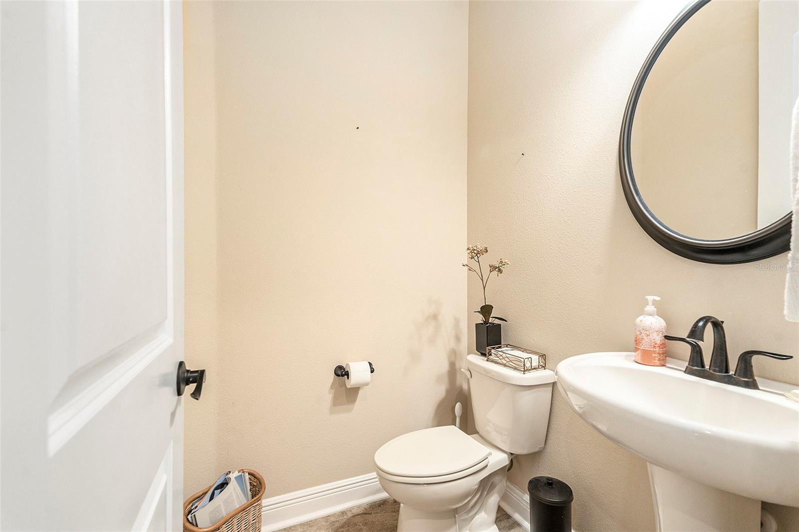 Image 7 of 15 For 13921 Swallow Hill Drive