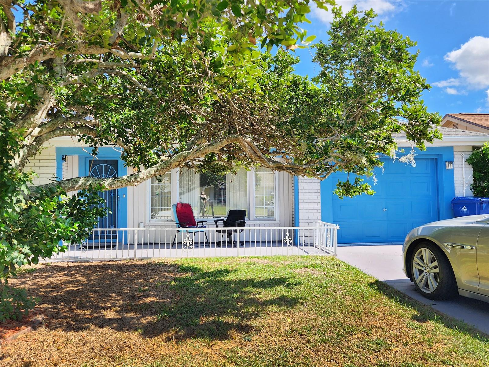 Image 2 of 44 For 3520 Overland Drive