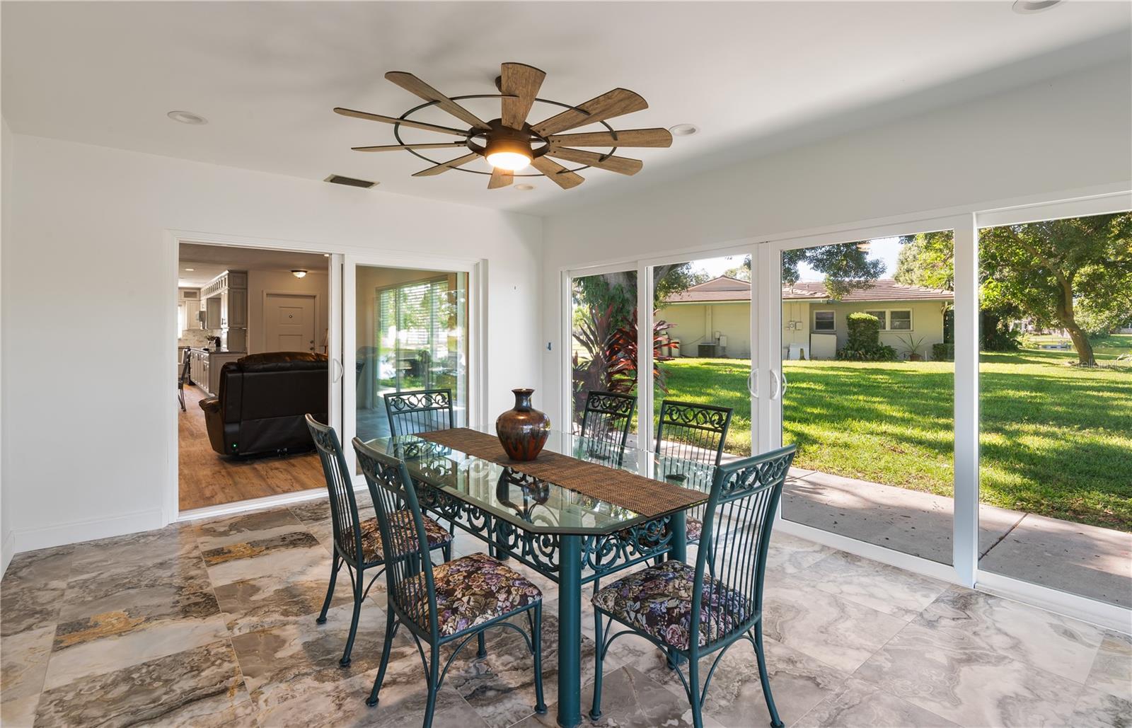 Image 12 of 25 For 10517 Blossom Lake Drive