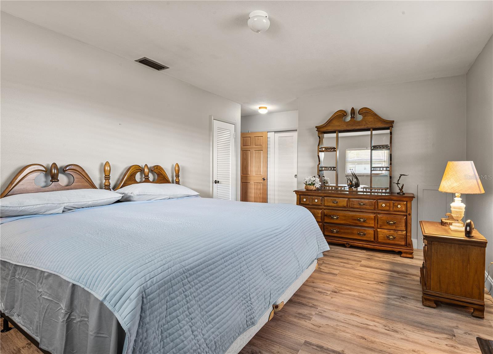 Image 14 of 25 For 10517 Blossom Lake Drive