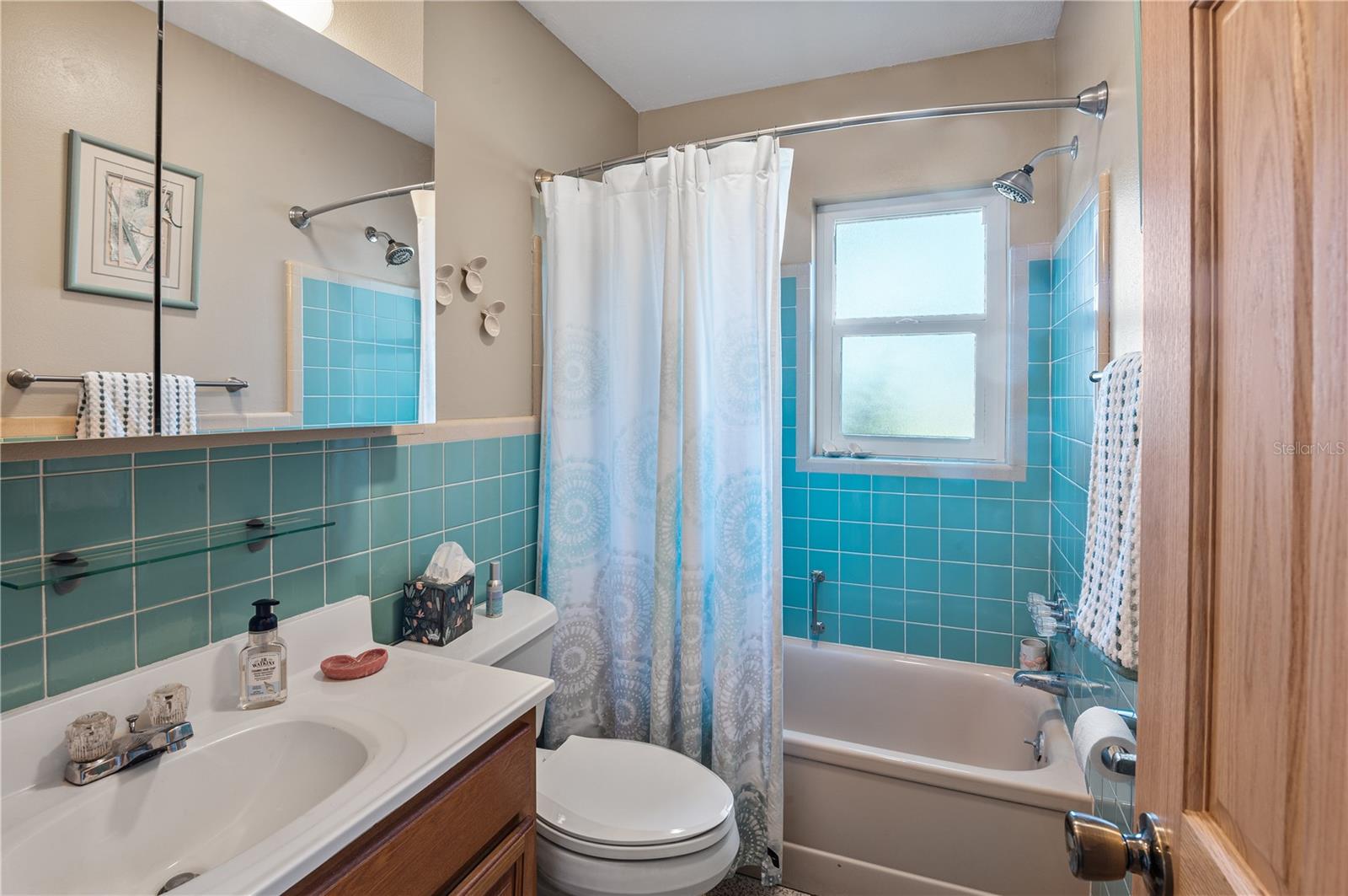 Image 15 of 25 For 10517 Blossom Lake Drive