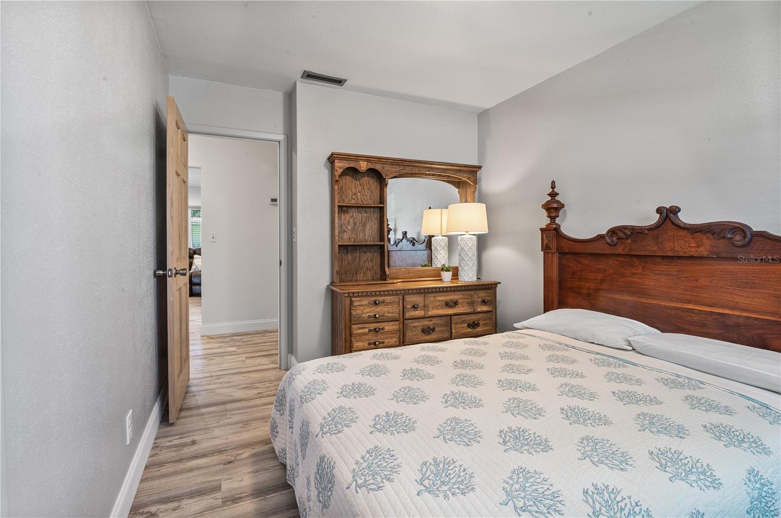 Image 19 of 25 For 10517 Blossom Lake Drive