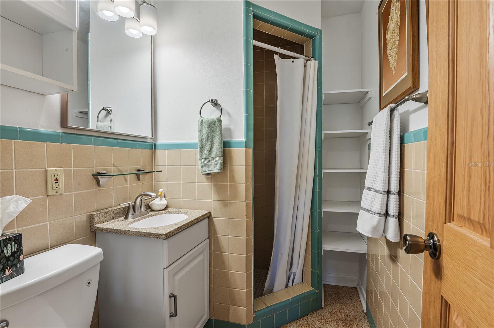 Image 20 of 25 For 10517 Blossom Lake Drive