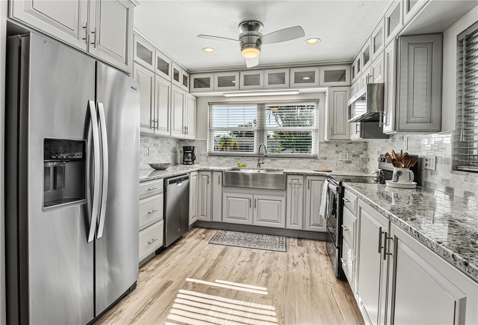 Image 8 of 25 For 10517 Blossom Lake Drive