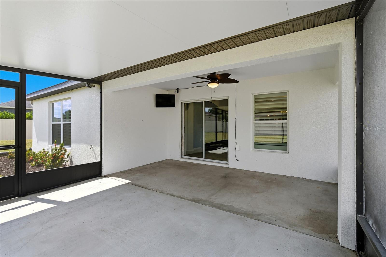 Image 36 of 59 For 12410 Loopback Drive