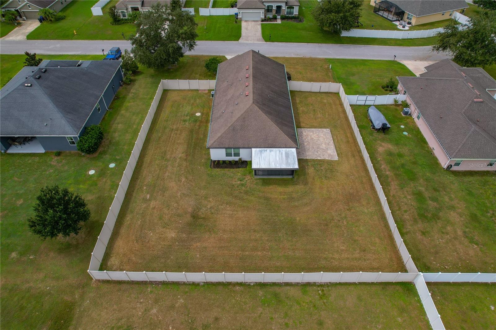 Image 50 of 59 For 12410 Loopback Drive