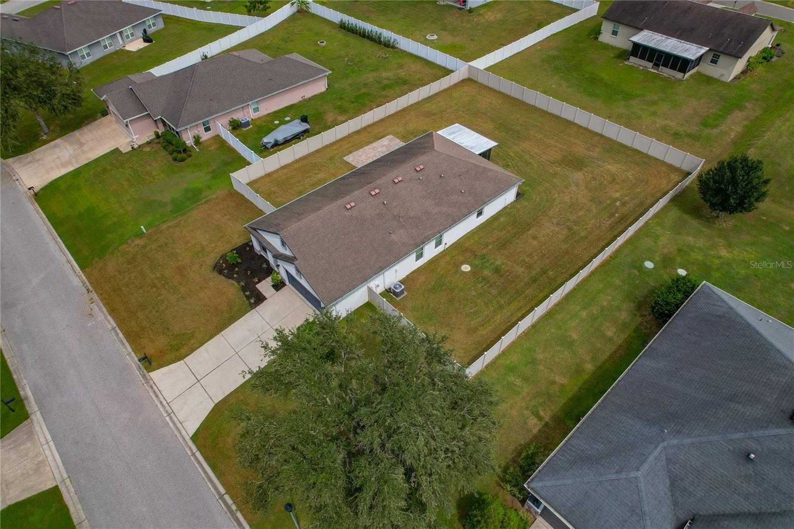 Image 53 of 59 For 12410 Loopback Drive