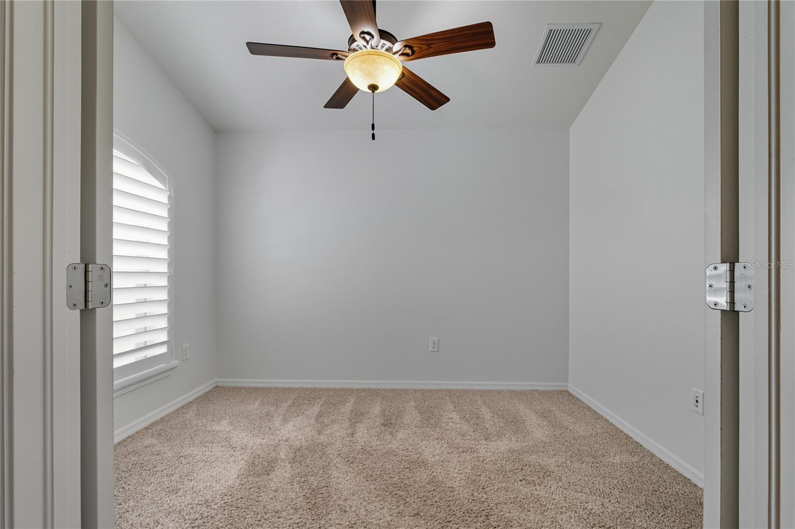 Image 6 of 59 For 12410 Loopback Drive