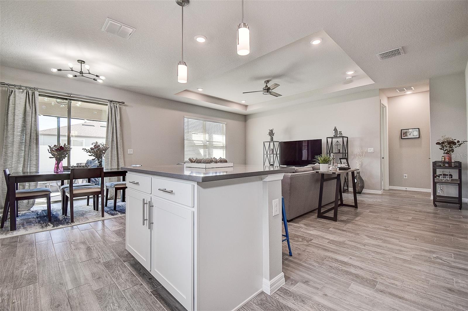 Image 12 of 41 For 11723 Clare Hill Avenue