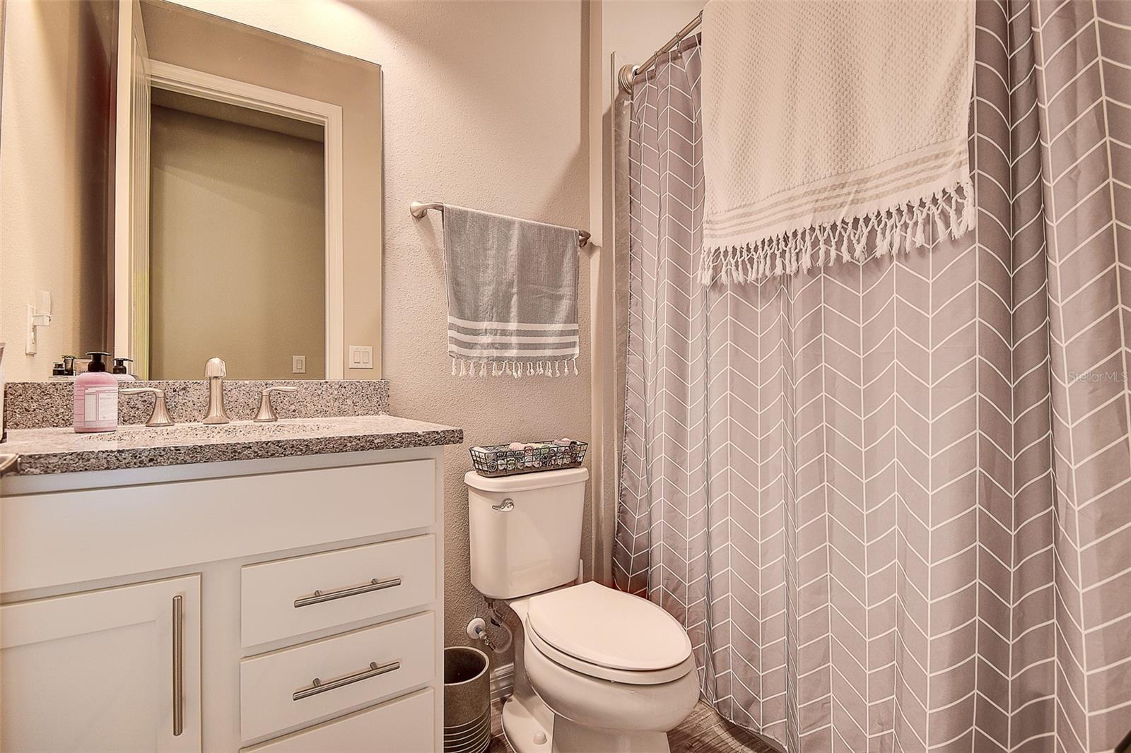 Image 23 of 41 For 11723 Clare Hill Avenue