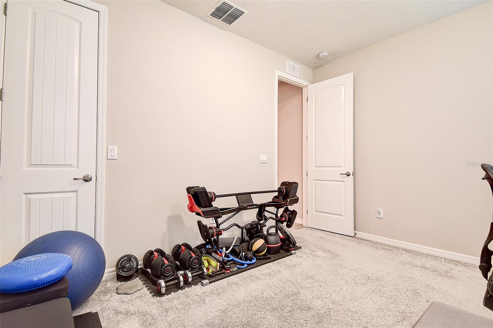 Image 25 of 41 For 11723 Clare Hill Avenue