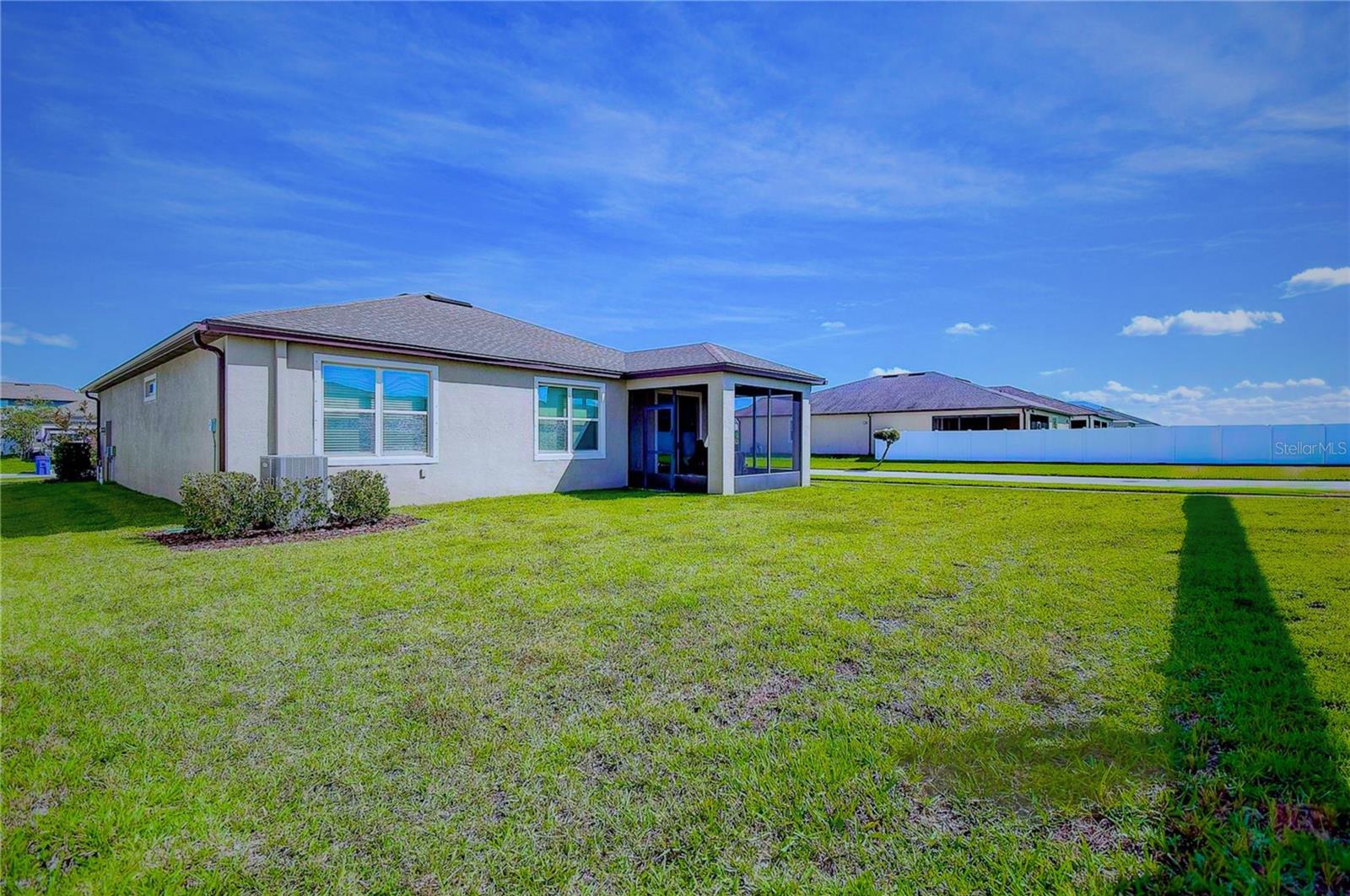 Image 28 of 41 For 11723 Clare Hill Avenue