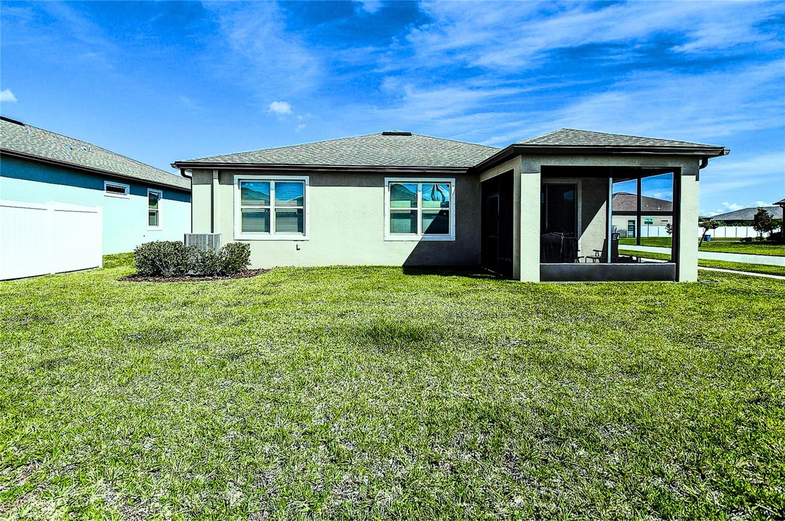 Image 29 of 41 For 11723 Clare Hill Avenue