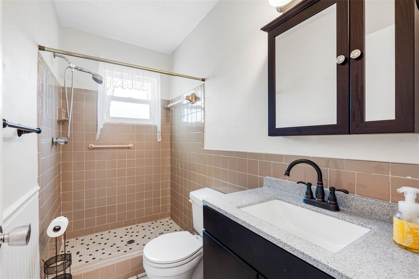 Image 19 of 43 For 9541 Towanda Lane