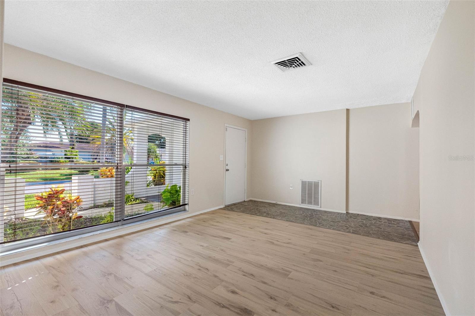 Image 4 of 43 For 9541 Towanda Lane