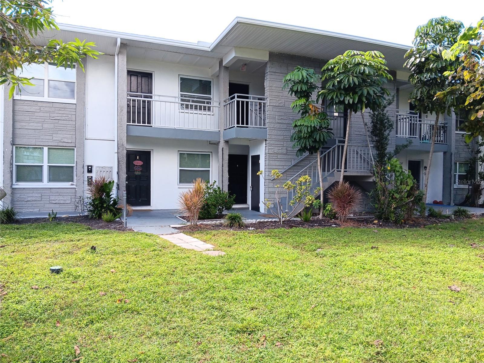 Details for 116 Jefferson Circle N 6, ST PETERSBURG, FL 33703