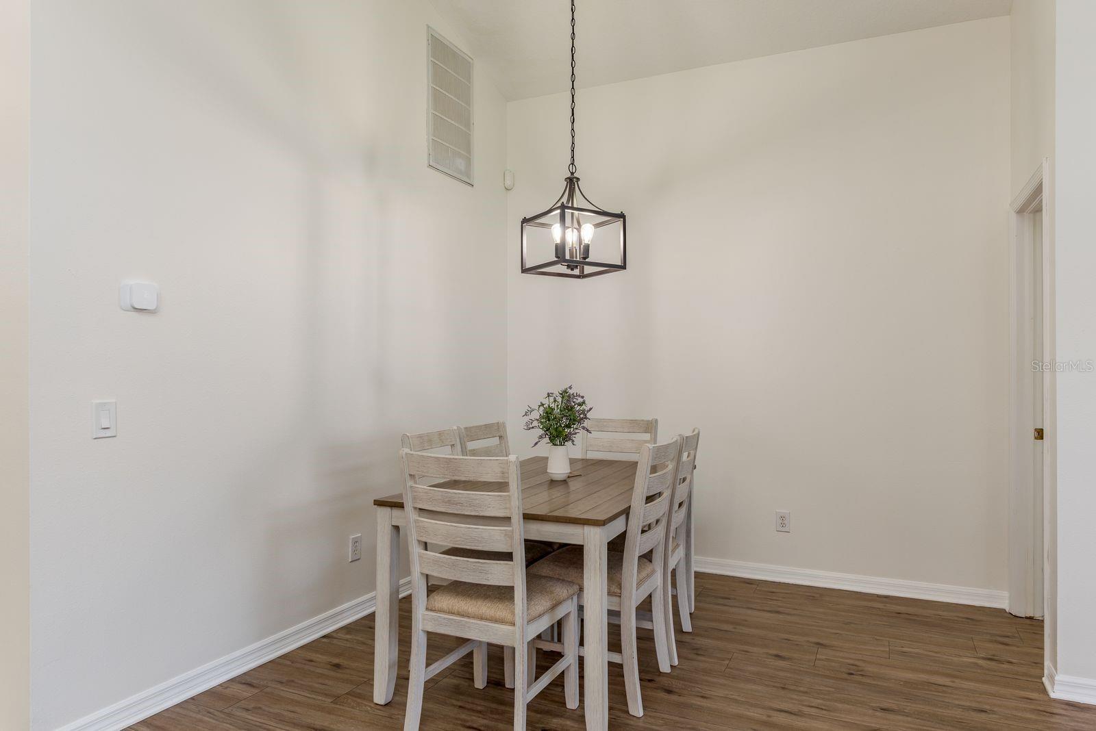 Image 6 of 29 For 11539 Cypress Reserve Drive