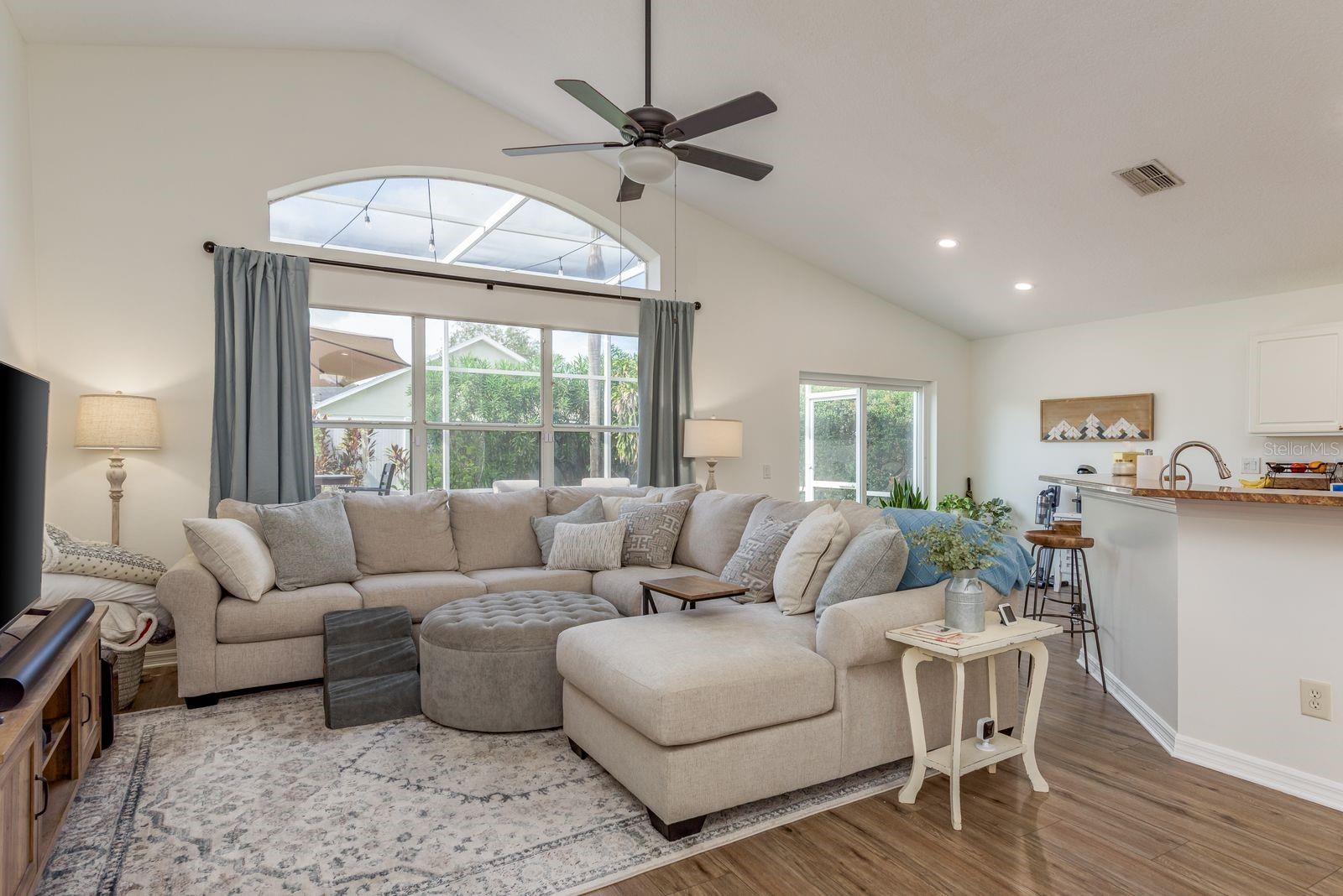 Image 7 of 29 For 11539 Cypress Reserve Drive