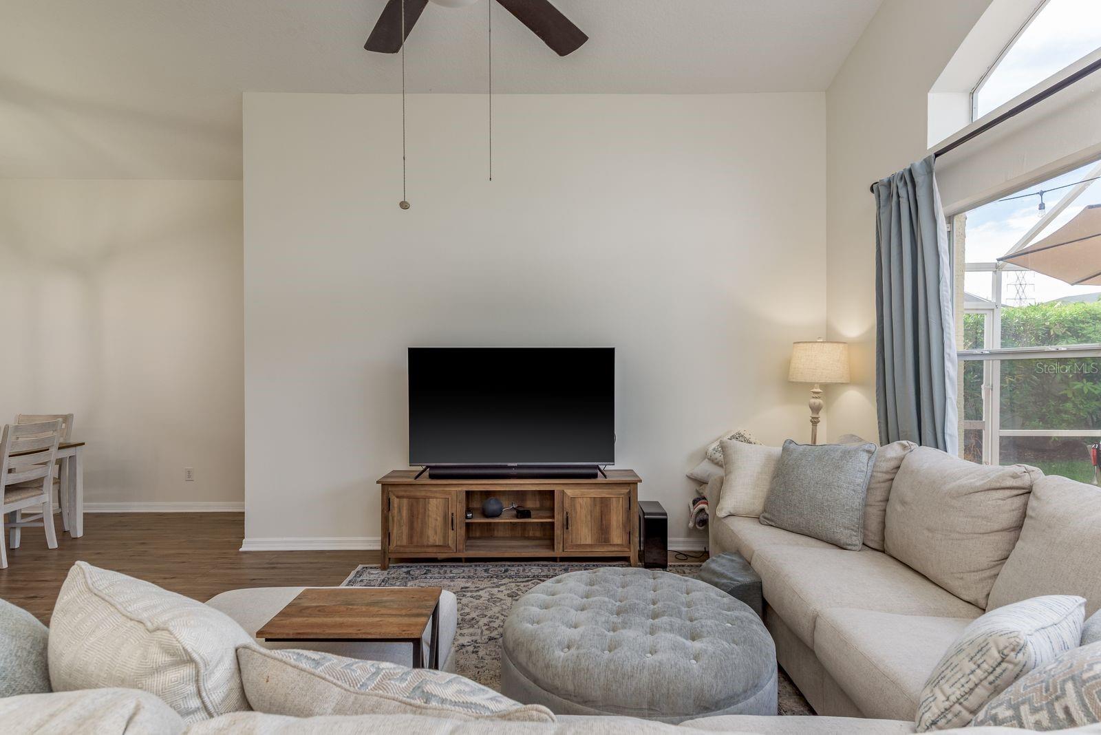 Image 8 of 29 For 11539 Cypress Reserve Drive