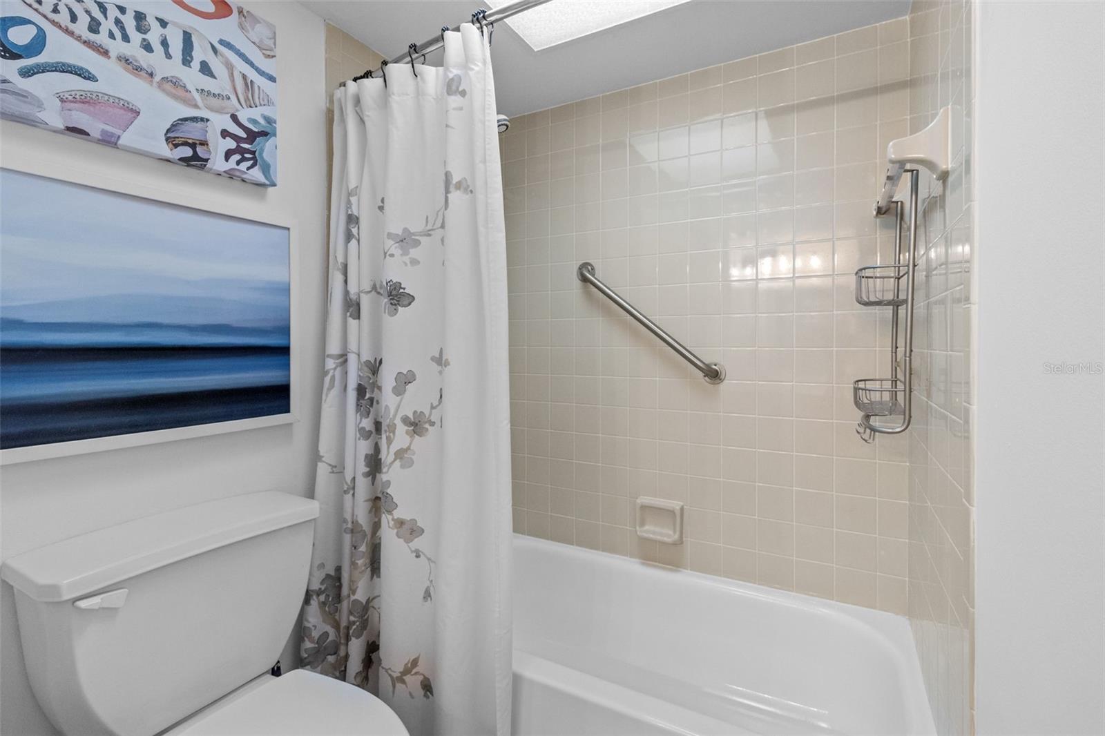 Image 21 of 40 For 11945 143rd Street 7119