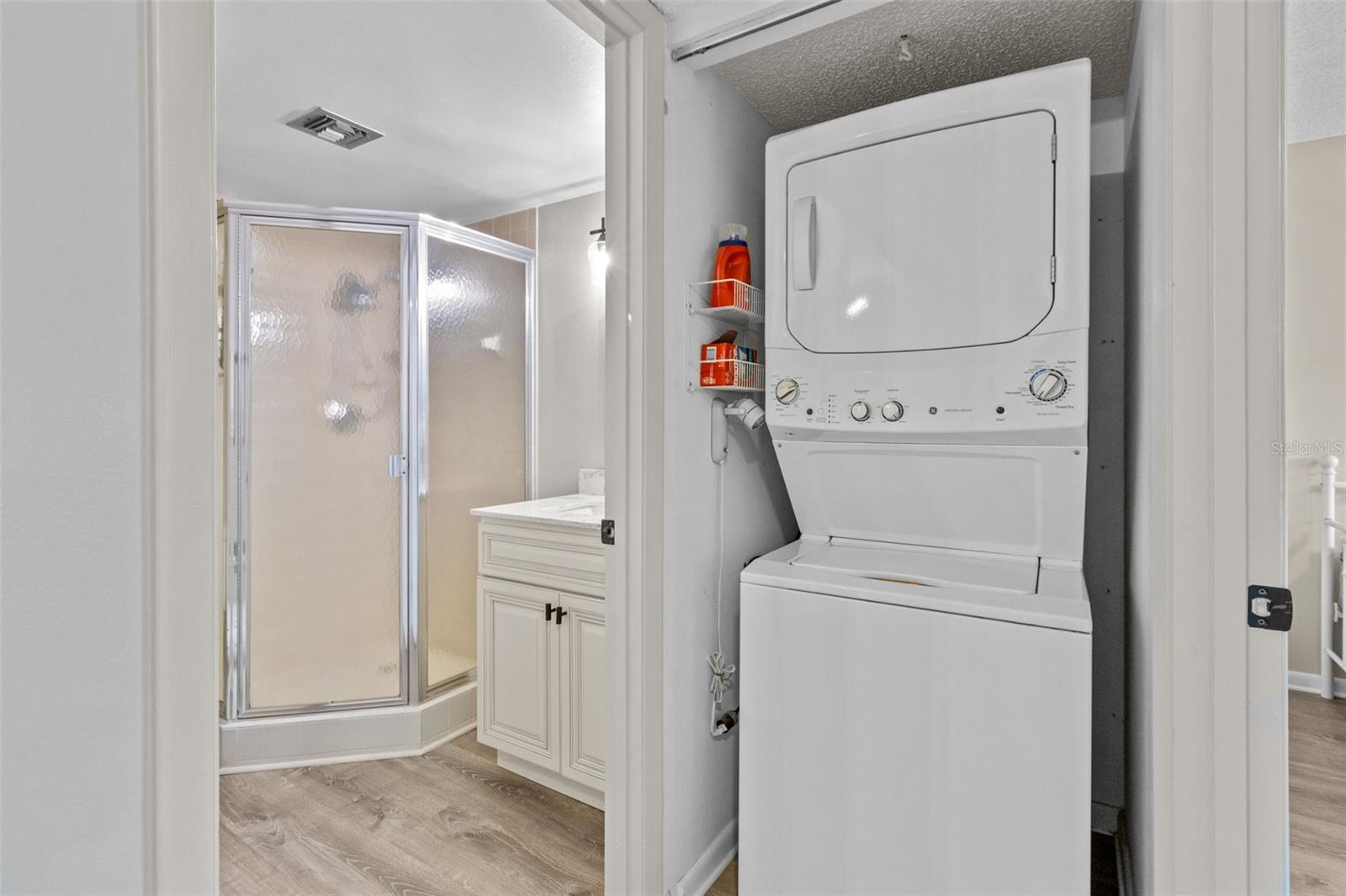 Image 25 of 40 For 11945 143rd Street 7119