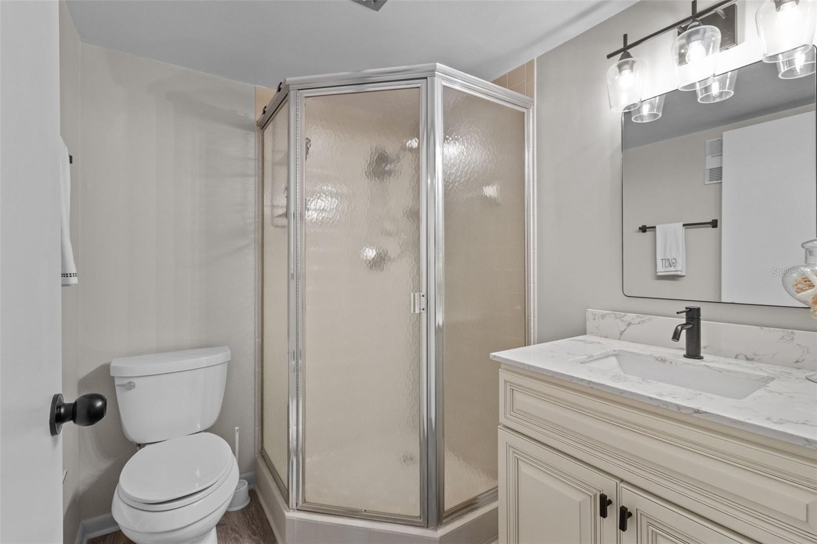 Image 26 of 40 For 11945 143rd Street 7119