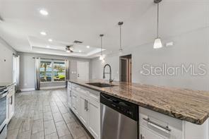 Image 10 of 24 For 2205 Quincy Street S