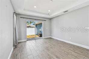 Image 19 of 24 For 2205 Quincy Street S