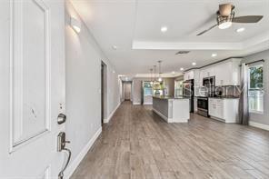 Image 5 of 24 For 2205 Quincy Street S