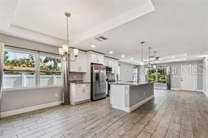 Image 8 of 24 For 2205 Quincy Street S