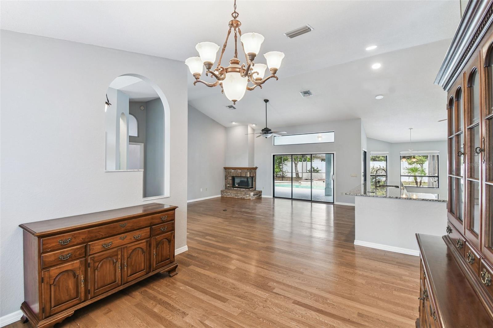 Image 16 of 91 For 3287 Deltona Boulevard