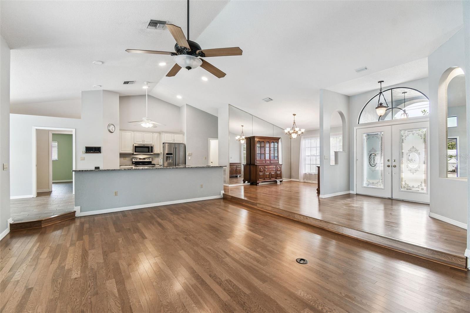 Image 18 of 91 For 3287 Deltona Boulevard