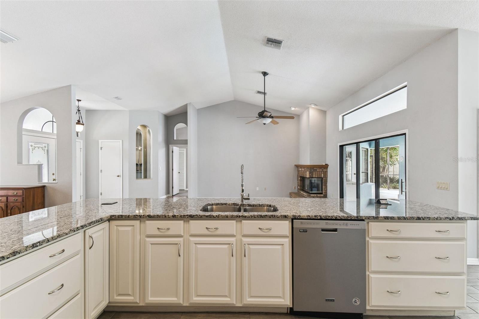 Image 25 of 91 For 3287 Deltona Boulevard