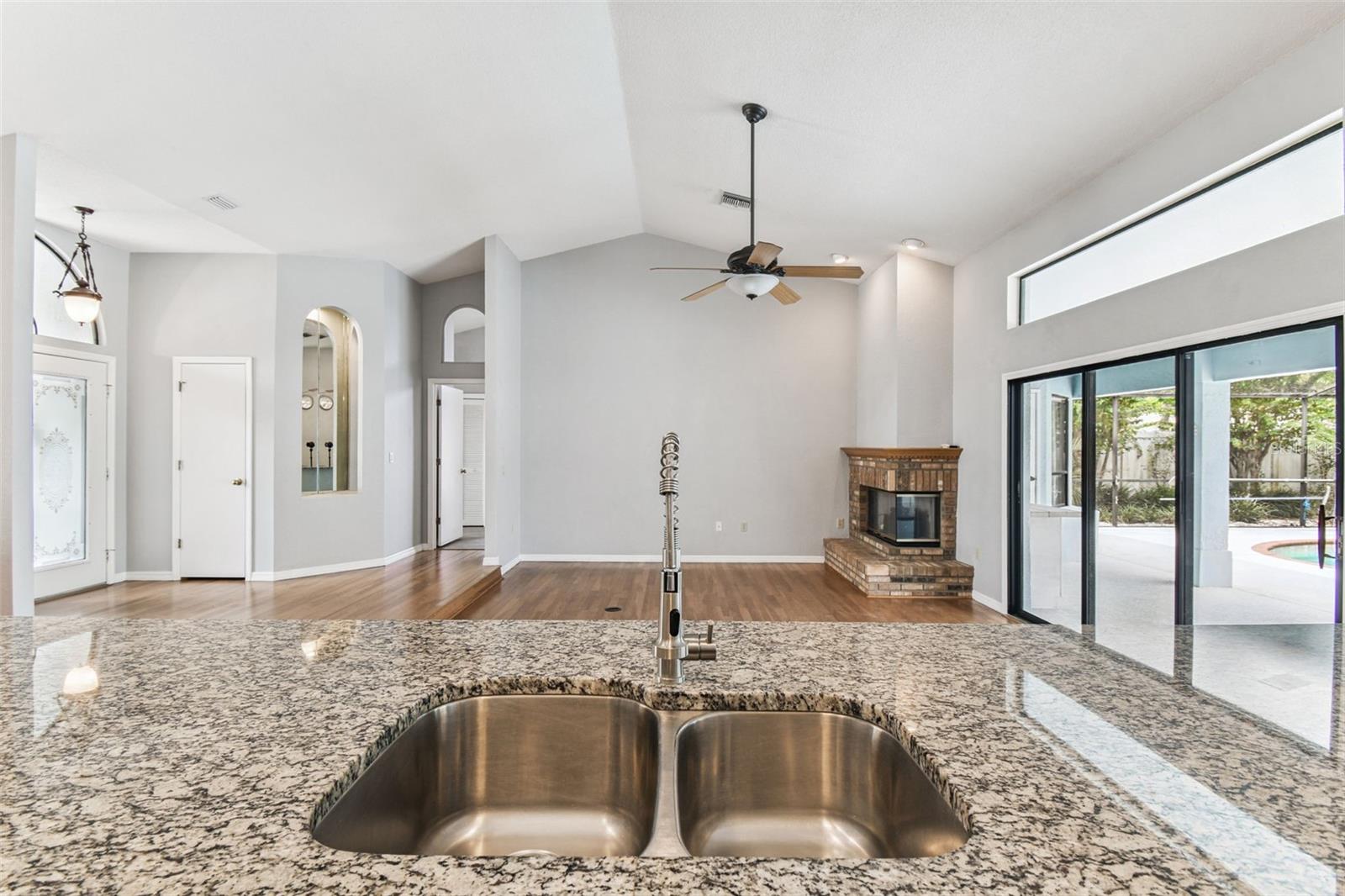 Image 26 of 91 For 3287 Deltona Boulevard
