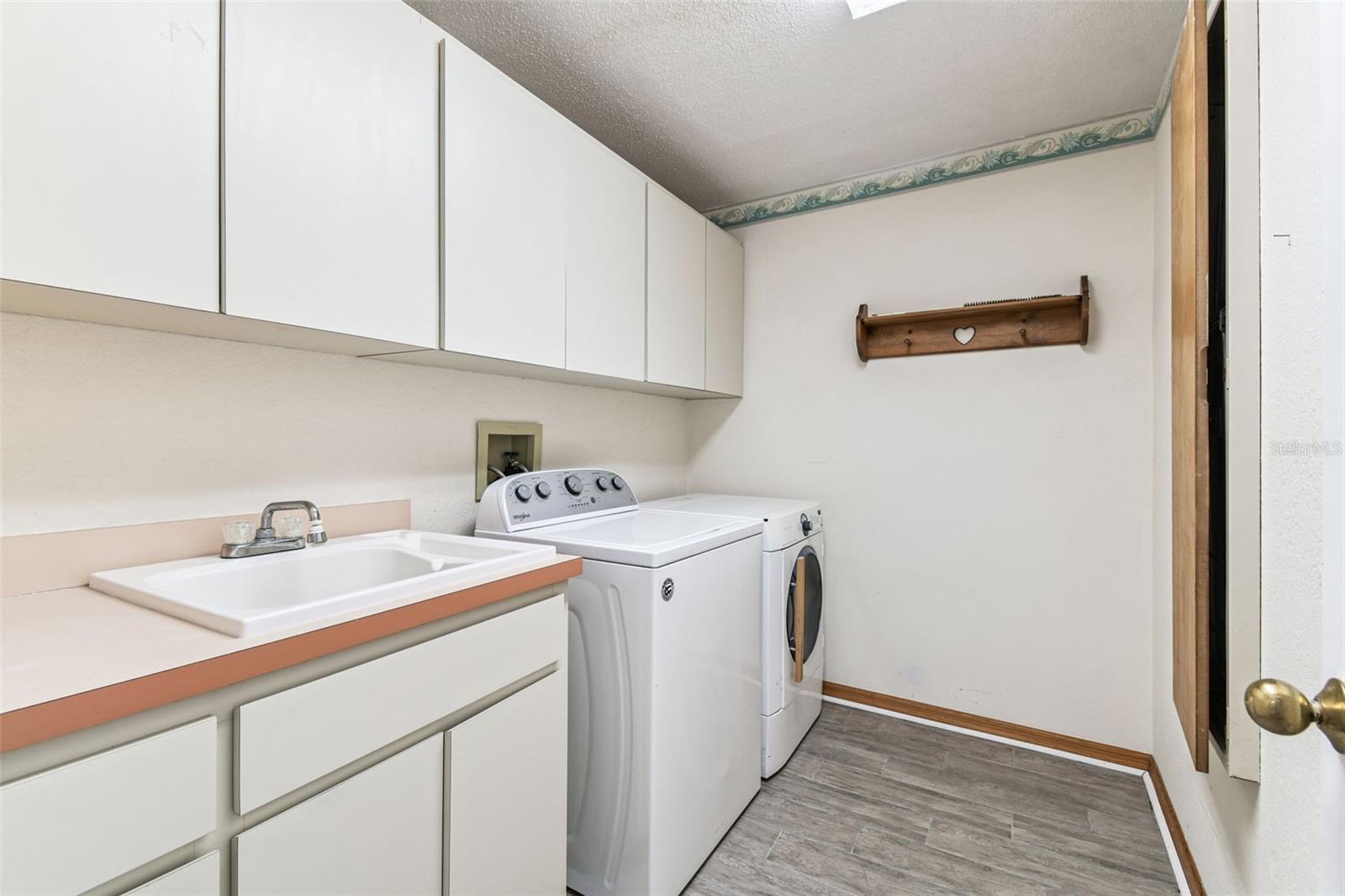 Image 42 of 91 For 3287 Deltona Boulevard