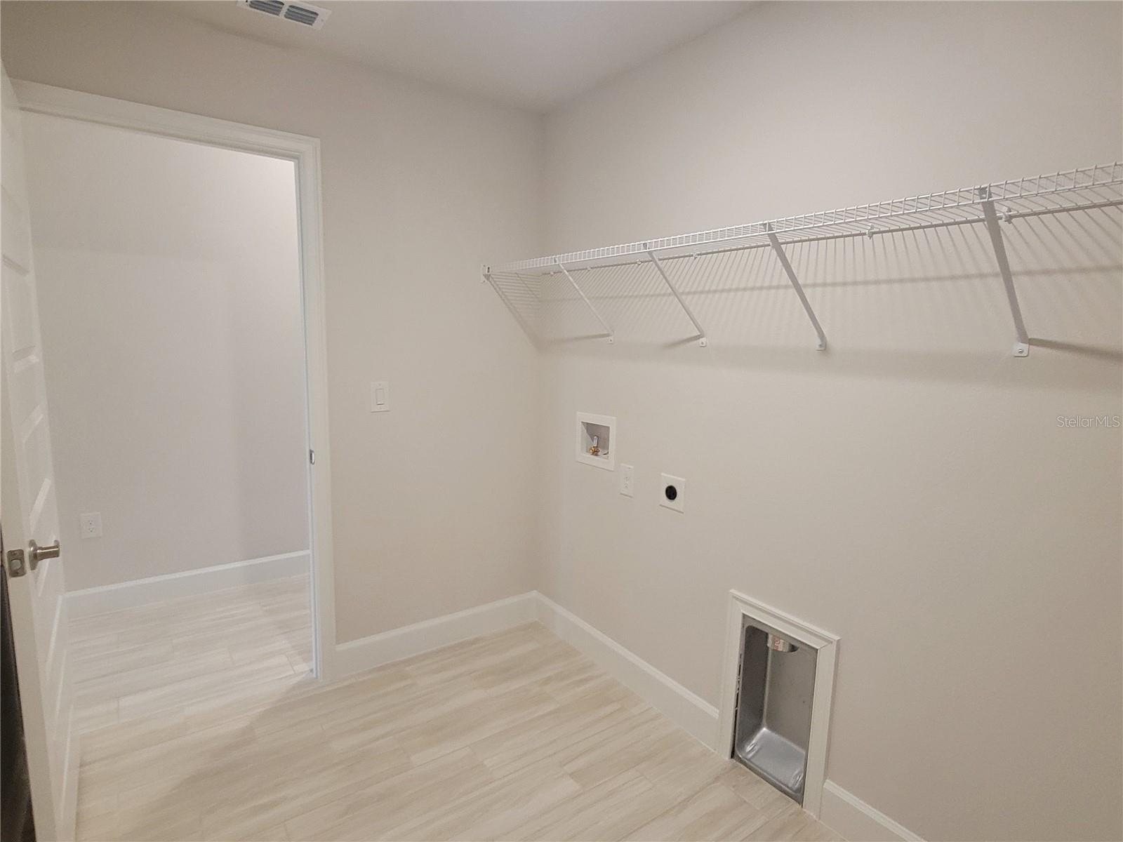 Image 22 of 31 For 13046 Kent Bradley Street