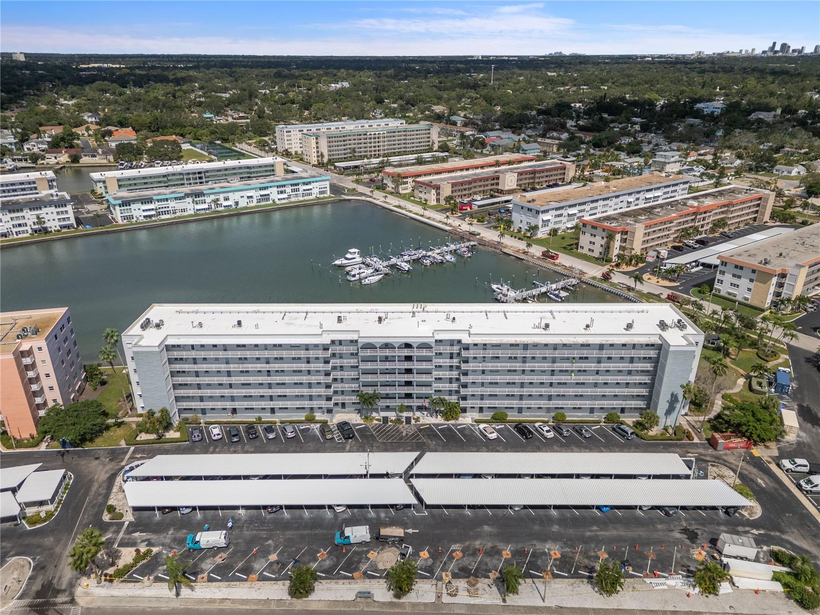 Image 34 of 39 For 5925 Shore Boulevard S 215