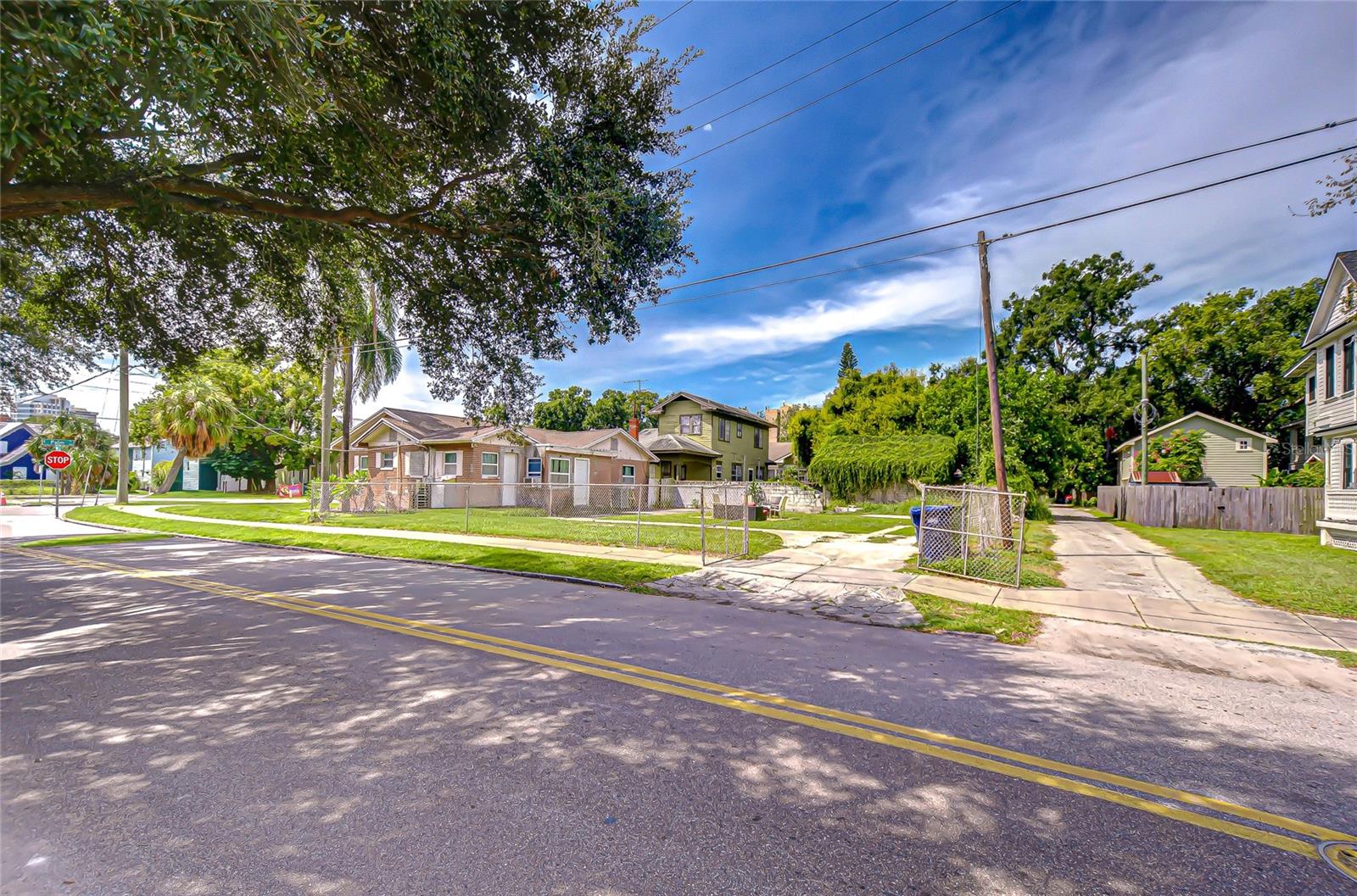 Image 8 of 24 For 408 Palm Avenue