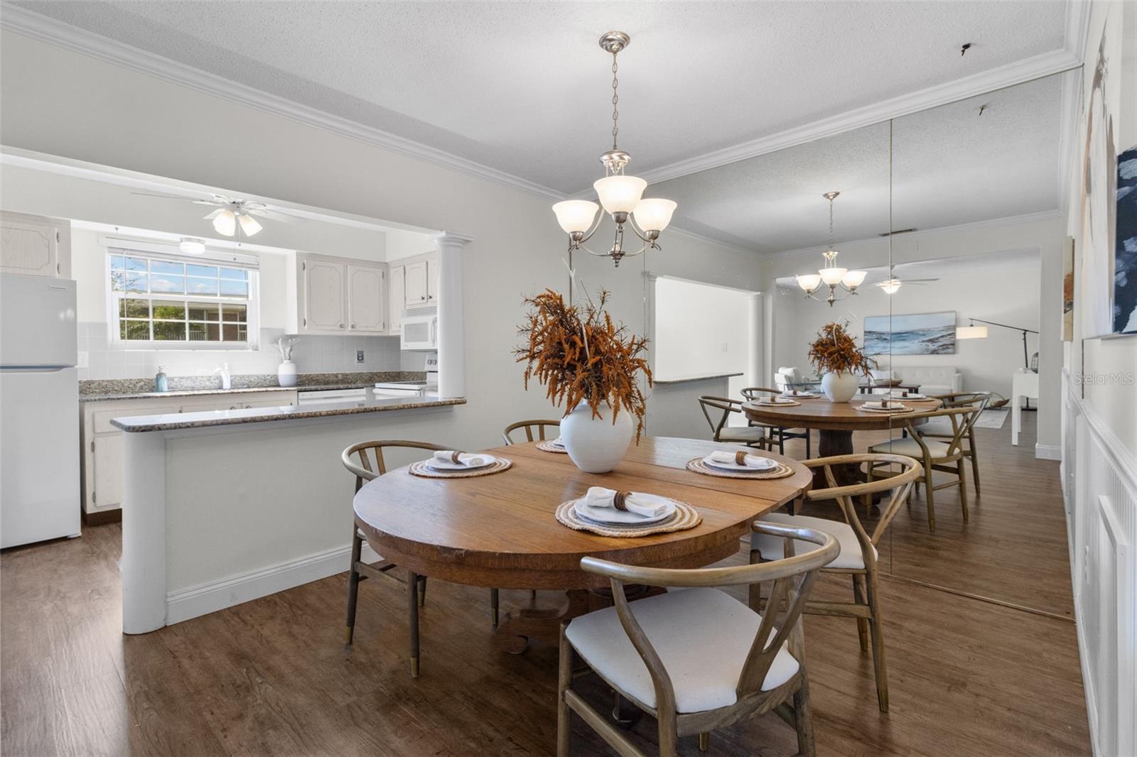 Image 11 of 44 For 3970 37th Street S 14